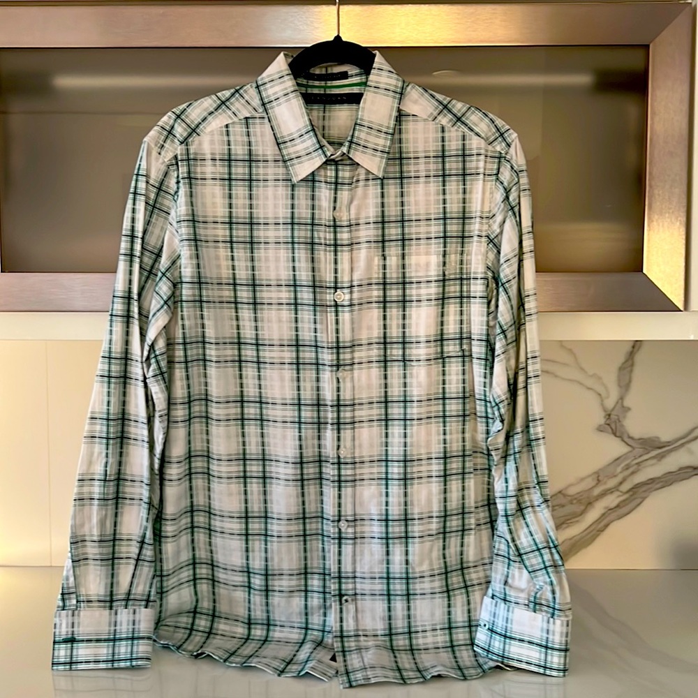 Men's Sean John button down shirt size medium